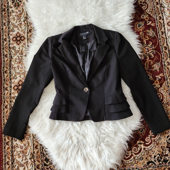 Forever 21 Elegant Black Blazer - Picture 4 of 9
